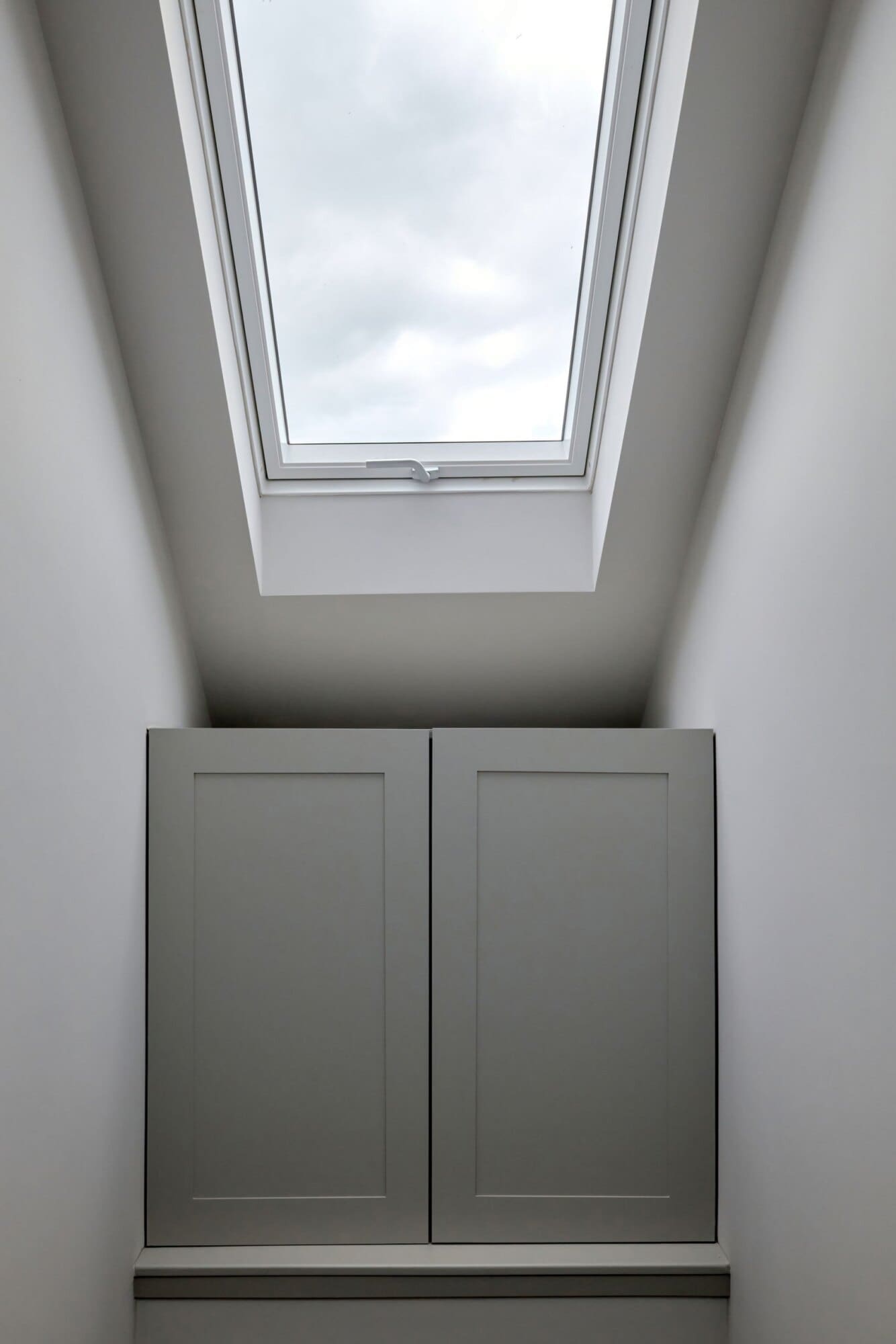 70-Holly-Bush-Lane 15-large loft conversion small landing with floor to ceiling built-in units